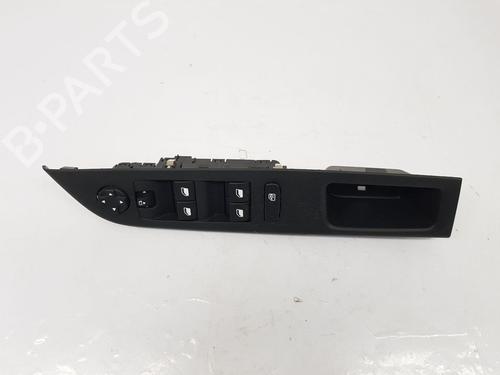 Used Right front window switch OPEL CORSA F (P2JO) CORSA-e (68) (136 hp) 30500263