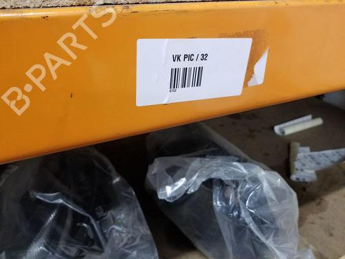 Left headlight AUDI A3 Sportback (8PA) 2.0 TDI quattro | BP22655302C28 