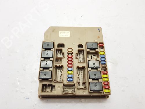 Used Fuse box RENAULT CLIO III (BR0/1, CR0/1) 1.2 16V (BR0P, CR0P) (101 hp) 28029236
