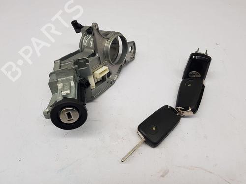 Used Ignition barrel Ignition barrel VAUXHALL ZAFIRA Mk II (B) (A05) 1.6 (105 hp) 40018937 40018937