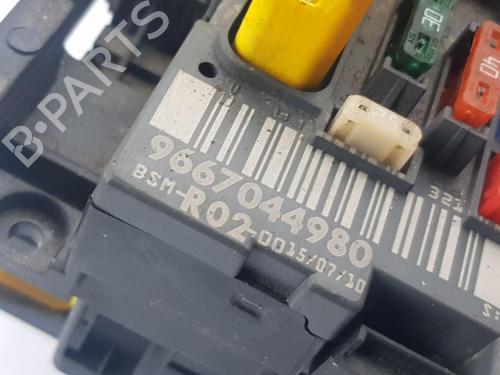 Fuse box PEUGEOT 3008 I MPV (0U_) 1.6 HDi | BP29597885E1 