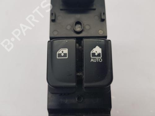 Right front window switch HYUNDAI i20 I (PB, PBT) 1.2 | BP35967249I26 - Image 8