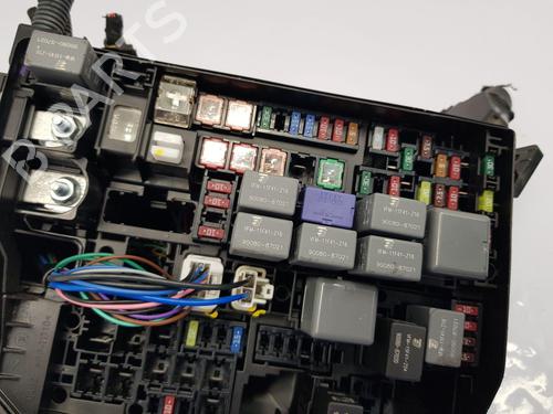 Fuse box TOYOTA AURIS (_E18_) 1.6 (ZRE181_, ZRE185_, ZRE185R, ZRE181R) | BP29642020E1