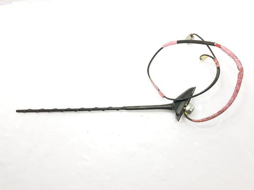 Antenne/Base TOYOTA RAV 4 III (_A3_) 2.2 D 4WD (ALA30_, ALA30R) (150 hp) 29597917