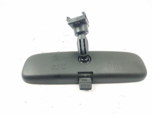 rear-mirror-toyota-yaris-_p21_-_pa1_-_ph1_-2020-31933049 main image
