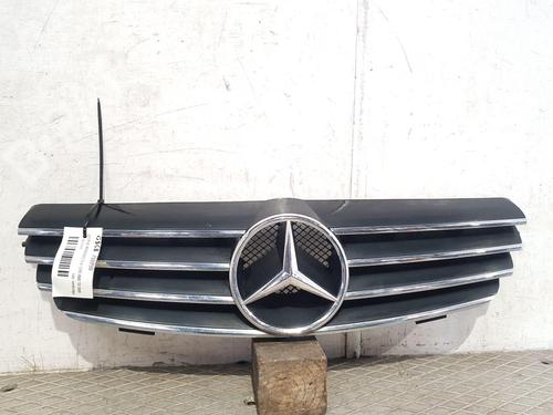 Grille MERCEDES-BENZ CLK (C209) CLK 270 CDI (209.316) | BP29815890C40