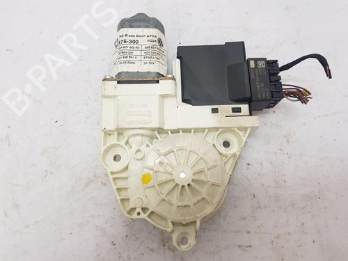 Rudehejsemotor forskærm højre VW POLO IV (9N_, 9A_) 1.2 (60 hp) 22659252