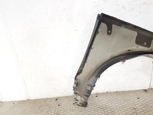 Left front fenders LAND ROVER DISCOVERY III (L319) 2.7 TD 4x4 | BP30115876C41 