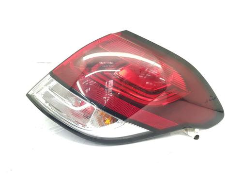 right-taillight-citroen-c4-cactus-2014-36466173 main image