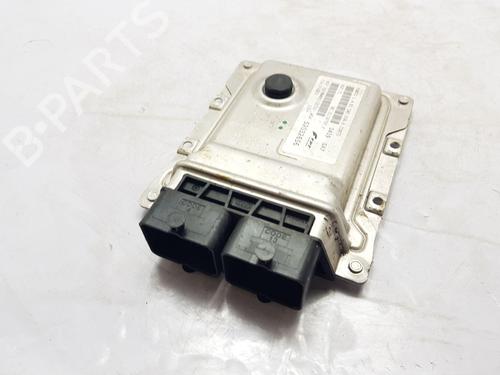 Used Engine control unit (ECU) FIAT PUNTO (199_) 1.4 (199AXB1A, 199BXB1A, 199BXB11, 199AXB11) (78 hp) 30976845