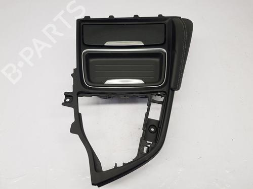 Used Cup/Object holder BMW 4 Convertible (F33, F83) M4 Competition (450 hp) 30184917