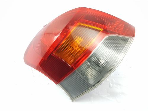 Left taillight TOYOTA YARIS (_P9_) 1.0 VVT-i (KSP90_, KSP90R) 815610D260