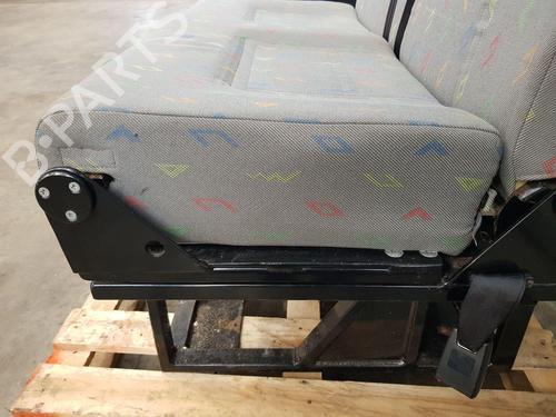 Sæde Bagtil VW TRANSPORTER T5 Van (7HA, 7HH, 7EA, 7EH) 1.9 TDI | BP31864158C17