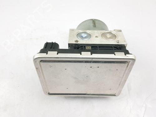 Used ABS pump BMW 1 (F40) 118 i (140 hp) 29900565