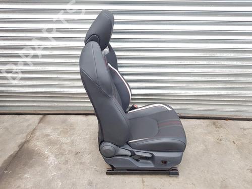 Right front seat TOYOTA COROLLA Hatchback (_E21_, _EA1_, _EH1_) 1.8 Hybrid (ZWE211, ZWE219) | BP29620591C16