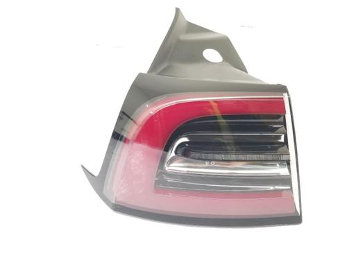 Used Left taillight Left taillight TESLA MODEL 3 (5YJ3) EV AWD (351 hp) 40609141 40609141