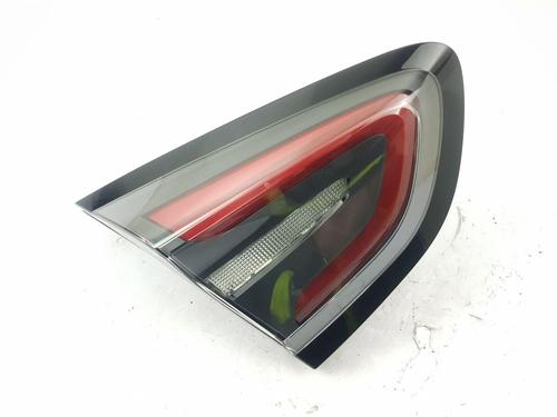 Feu de coffre gauche FORD PUMA (J2K, CF7) [2019-2026]  31864312