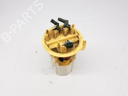 Used Fuel pump Fuel pump MERCEDES-BENZ SPRINTER 4-t Van (B907, B910) 416 CDI RWD (907.643, 907.645, 907.647) (163 hp) 31663328 31663328
