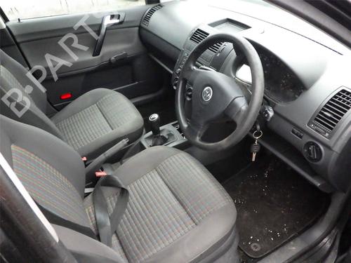 Cup/Object holder VW POLO IV (9N_, 9A_) 1.2 | BP32275286I37