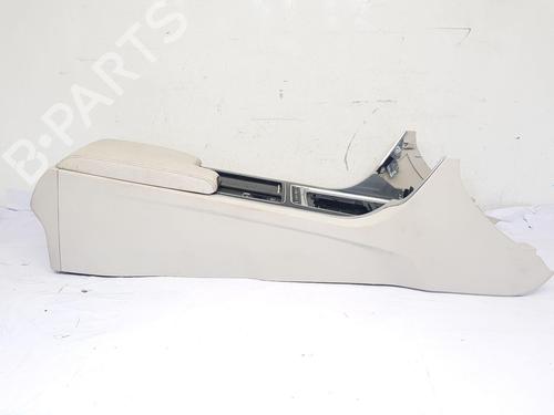 Used Armrest / Center console Armrest / Center console JAGUAR XF II (X260) 2.0 D (180 hp) 33186189 33186189