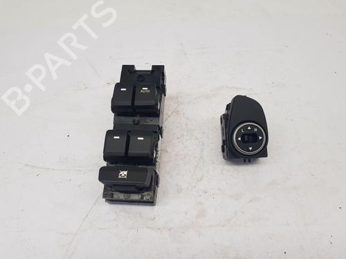 Used Right front window switch Right front window switch HYUNDAI i20 II (GB, IB) 1.2 (84 hp) 34253594 34253594