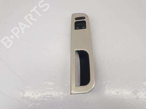 Used Right front window switch Right front window switch VW GOLF IV (1J1) 3.2 R32 4motion (241 hp) 35967307 35967307