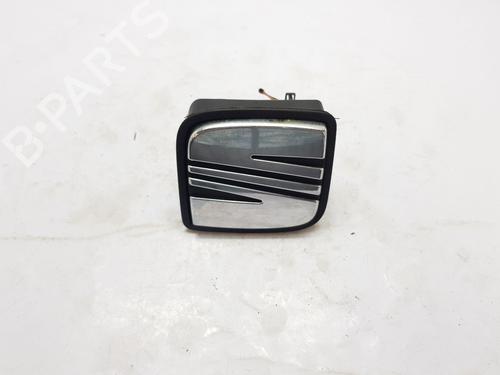 Used Tailgate handle SEAT TOLEDO IV (KG3) 1.6 TDI (105 hp) 30290392