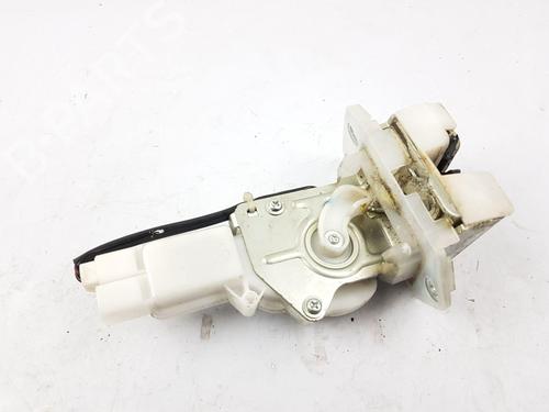 Used Tailgate lock VAUXHALL AGILA Mk II (B) (H08) 1.0 12V (65 hp) 29575732