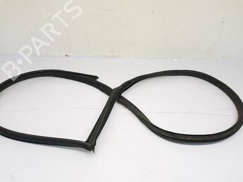 Used Rubber door seal PORSCHE 911 (991) 3.8 GT3 (475 hp) 30976936