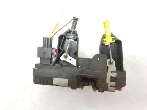 Used Rear left lock VAUXHALL VIVARO A Bus (X83) 2.0 CDTI (90 hp) 29262705