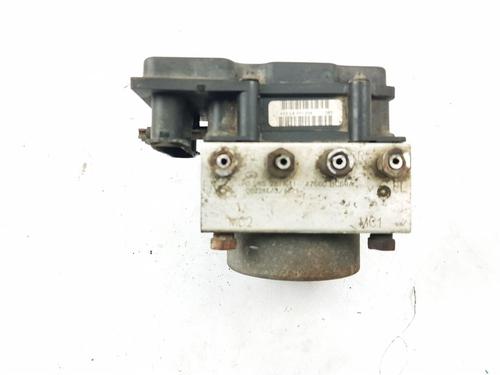 Used ABS pump NISSAN MICRA III (K12) 1.2 16V (80 hp) 31723065