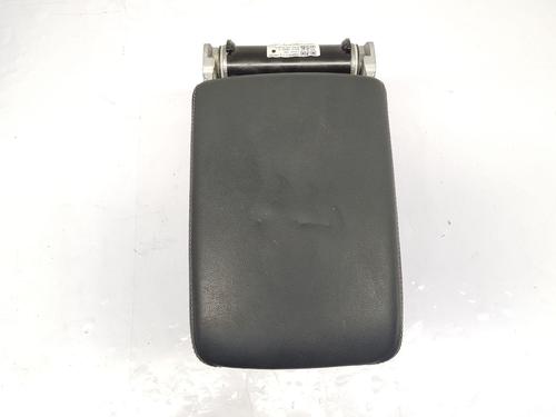 Accoudoir central AUDI A4 B9 (8W2, 8WC) 2.0 TDI (190 hp) 28572086