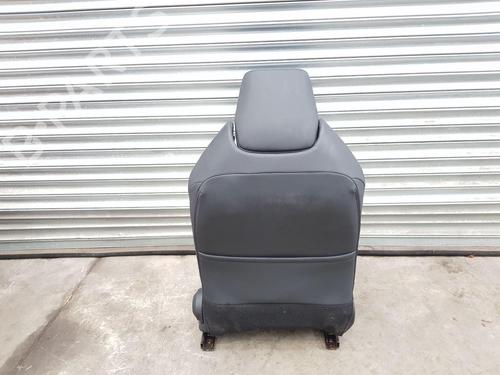 Left front seat TOYOTA COROLLA Hatchback (_E21_, _EA1_, _EH1_) 1.8 Hybrid (ZWE211, ZWE219) | BP29620592C15 