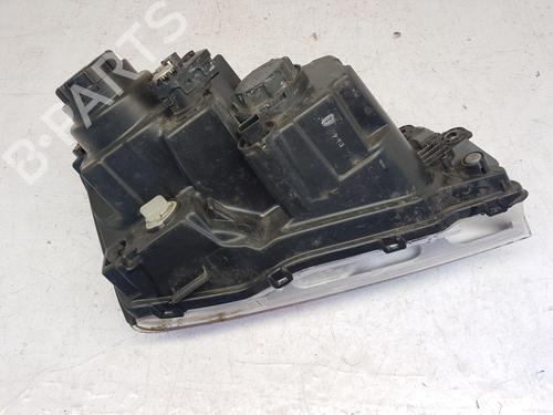 Left headlight KIA SORENTO I (JC) 2.5 CRDi | BP27372107C28 