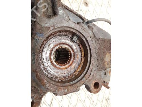 Left front steering knuckle PEUGEOT BIPPER (AA_) 1.3 HDi 75 | BP24704581M25 