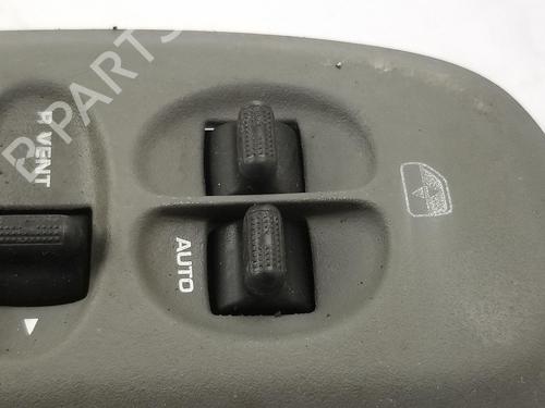 Right front window switch CHRYSLER VOYAGER IV (RG, RS) 2.8 CRD | BP29082940I26