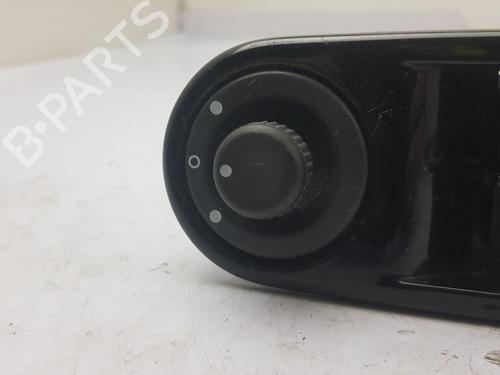 Right front window switch RENAULT CLIO IV (BH_) 0.9 TCe 90 (BHNF, BHMA, BHMH, BHJK, BHJR) | BP34639279I26 - Image 3