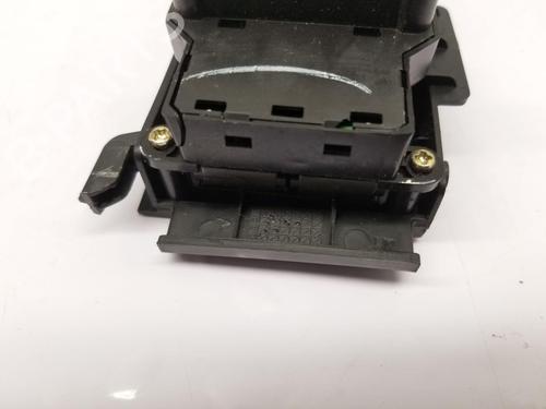 Right front window switch HONDA CIVIC VII Hatchback (EU, EP, EV) 1.6 i (EP2, EU8, EU6) | BP31864110I26 