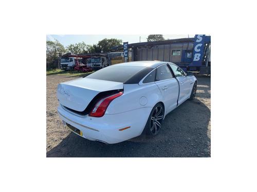 Air filter box JAGUAR XJ (X351) 5.0 SCV8 | BP22672201M87 - Image 14