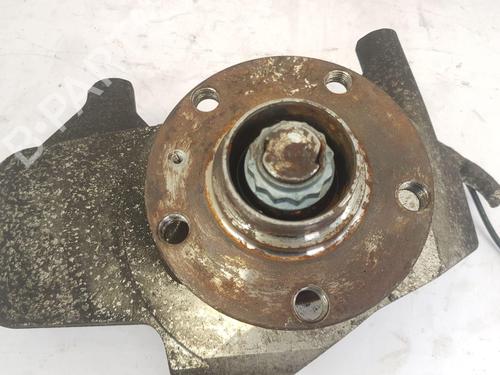 Right front steering knuckle MCLAREN MP4 Coupe 12C | BP22667106M26 