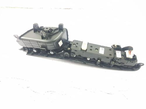 Right front window switch HYUNDAI TUCSON (TL, TLE) | BP32375134I26