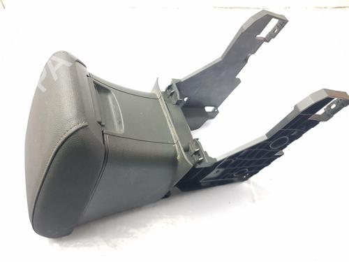 armrest-center-console-vauxhall-astra-mk-vii-k-b16-2015-33186247 main image