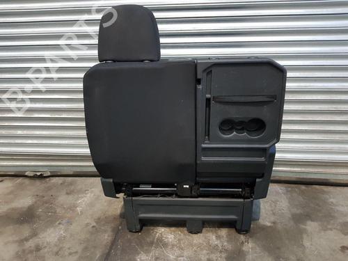Left front seat VW CRAFTER Van (SY_, SX_) | BP31027224C15