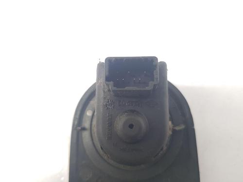 Right front window switch RENAULT TRAFIC II Van (FL) 2.0 dCi 115 (FL01, FL0U, FL00, FL0H, FL0M) | BP31365688I26 