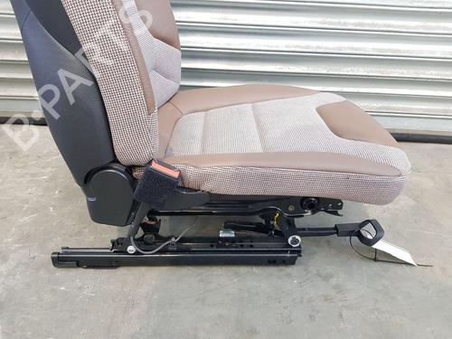 Stol venstre foran BMW i3 (I01) Electric | BP30445554C15 