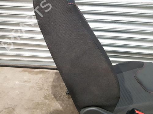 Right front seat FORD TRANSIT COURIER B460 Box Body/MPV 1.5 TDCi | BP22680133C16 