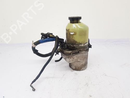 Used Steering pump Steering pump VAUXHALL MERIVA Mk II (B) (S10) 1.7 CDTi (131 hp) 33889725 33889725