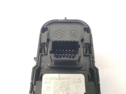 Right front window switch NISSAN NV300 Van (X82)  | BP31365650I26 