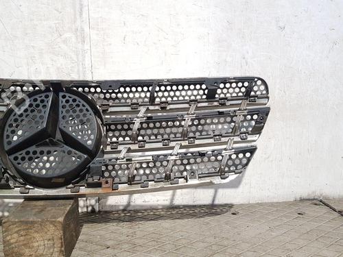 Grille MERCEDES-BENZ M-CLASS (W163) ML 270 CDI (163.113) | BP30713782C40 