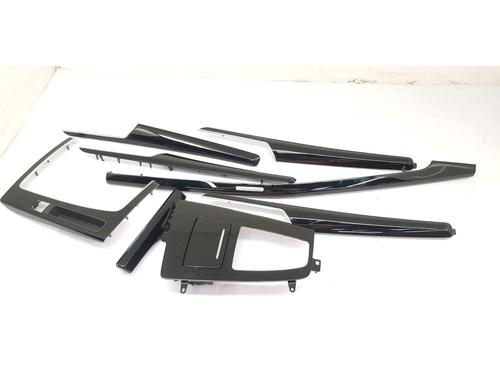 BP30115742O1 main image